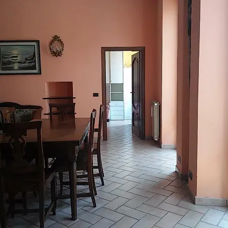 Amber Apartment *
