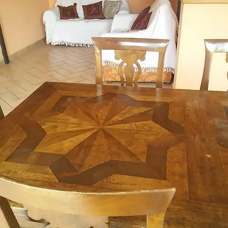 公寓 Amber 莱万托