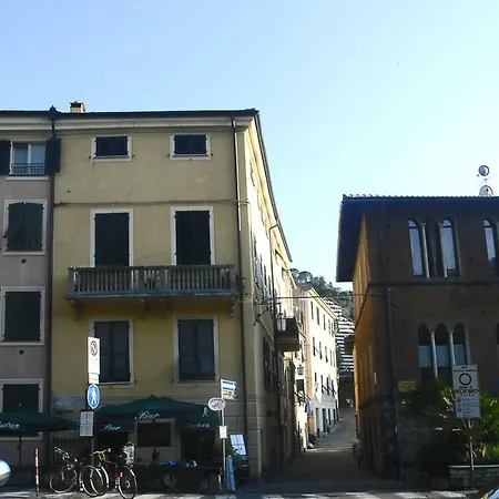 公寓 Amber 莱万托